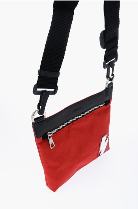 Bolso bandolera de nailon con correas extraíbles en negro y rojo - Image 3