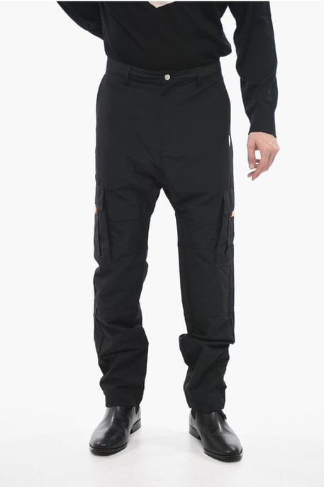 Pantalones cargo de nailon en color negro - Image 1