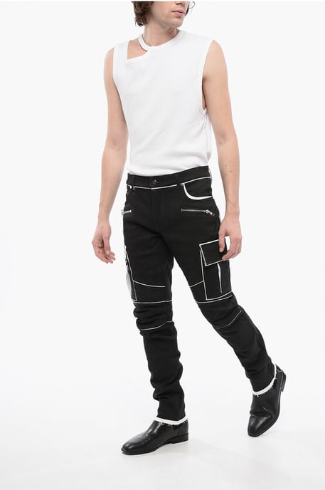 Pantalones cargo de algodón revestido con detalles en contraste en negro - Image 4