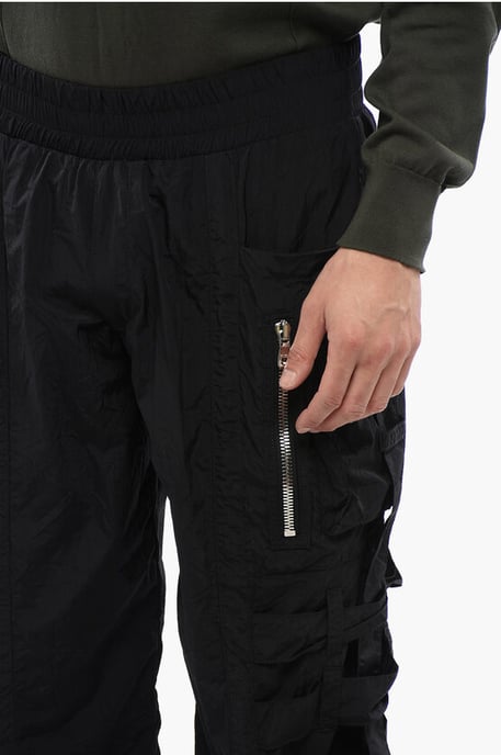 Pantalones cargo con bandas de nailon y puños en negro - Image 3