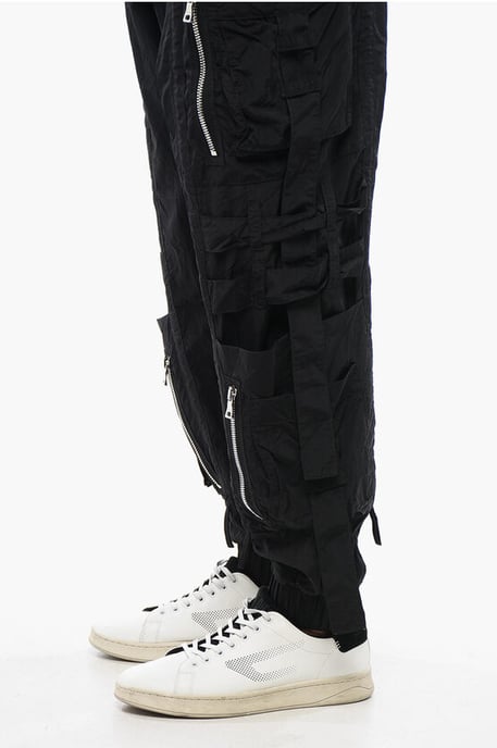 Pantalones cargo con bandas de nailon y puños en negro - Image 4