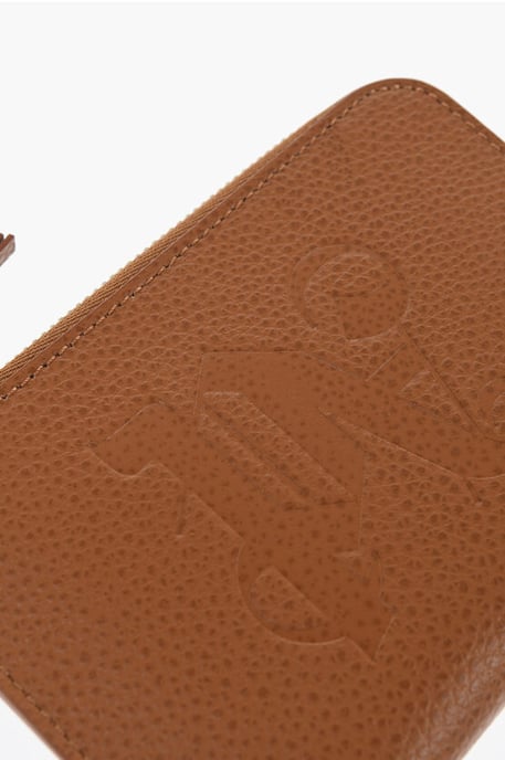 Cartera de piel texturizada con cierre de cremallera en color marrón - Image 3