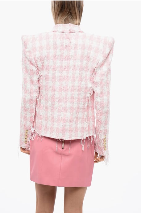Blazer de tweed con flecos en color rosa - Image 2