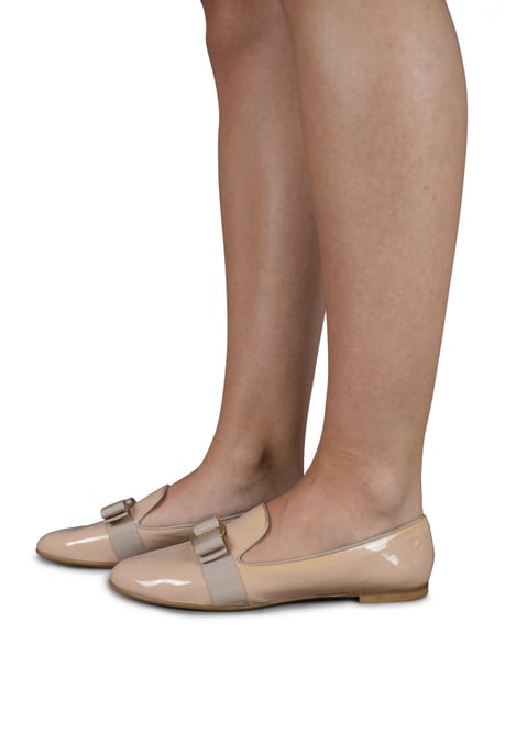 Salvatore Ferragamo Mocasines Scotty Beige - Image 2