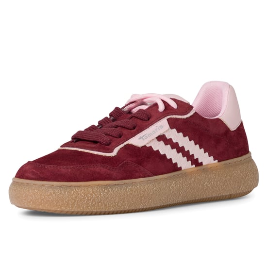 Zapatillas Tamaris para mujer de piel color burdeos, color merlot y rojo, con cordones y rayas. - Image 3