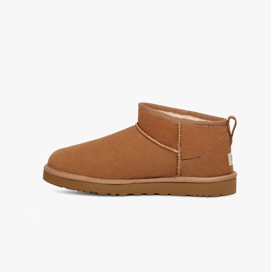 Botas Ugg Classic Ultra Mini para hombres en color castaño - Image 5