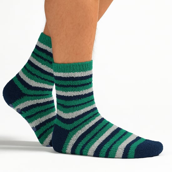 Paquete de 4 calcetines de cama para hombres, suaves y acogedores, con agarre - Image 3