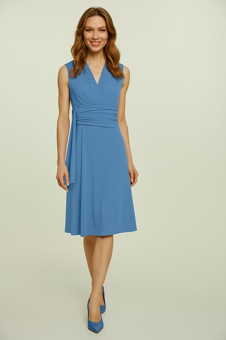 Vestido de jersey azul claro polvoriento sin mangas con lazo en la cintura en viscosa y elastano - Image 2