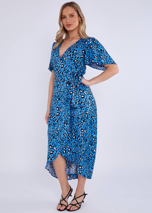 Vestido cruzado de viscosa azul con estampado animal - Image 3