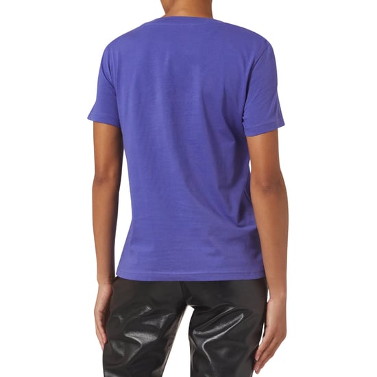 Camiseta Morada Con Doble Signo De Interrogación De Moschino - Image 2