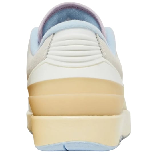 Zapatillas Nike Air Jordan Retro Low Blancas - Image 4