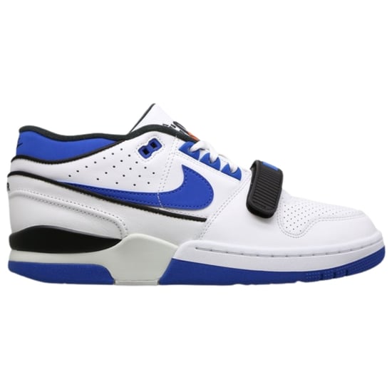 Zapatillas Nike Air Force Con Detalles En Azul Y Blanco - Image 1