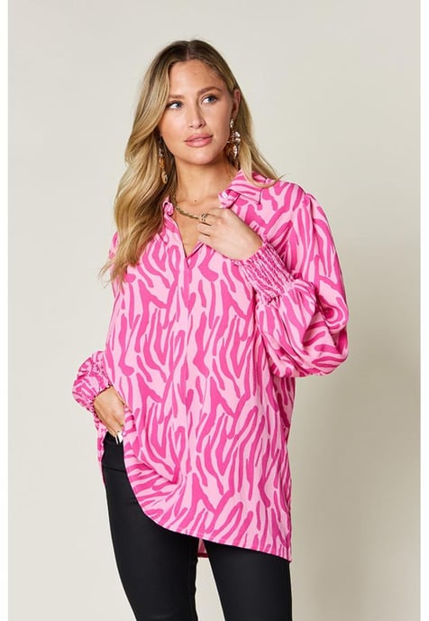 Blusa de manga larga con tablones impresa de tamaño completo para mujer Double Take - Image 1