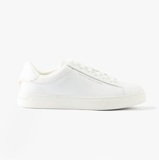 Zapatillas de mujer esenciales Court de Tommy Hilfiger en blanco - Image 1