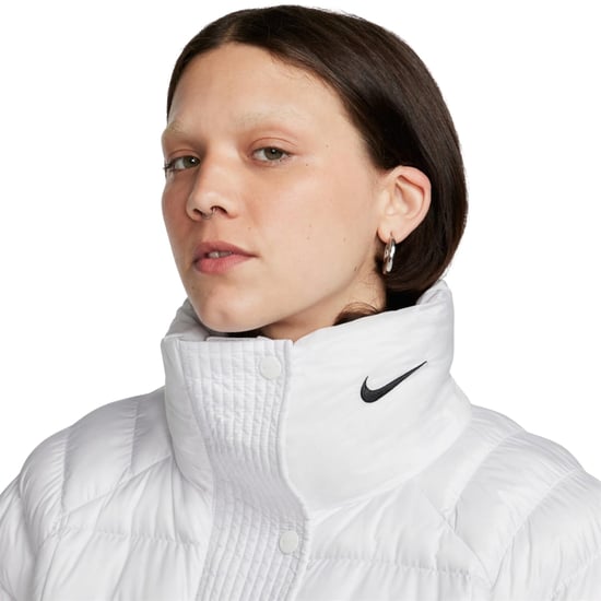 Abrigo Largo Blanco Nike - Image 4