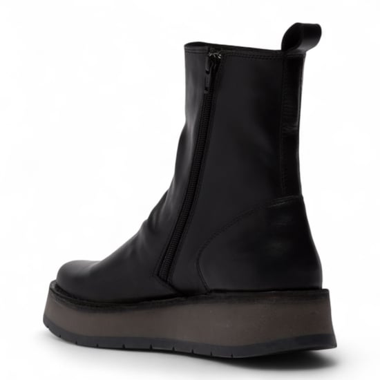 Botines cómodos de plataforma con cremallera y tacón de aguja negro RENO053FLY de Fly London para mujer - Image 4