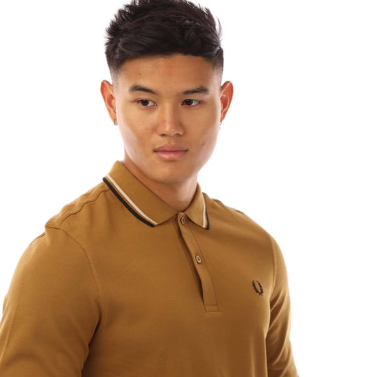 Camisa polo de manga larga de doble punta para hombre Fred Perry en amarillo - Image 2