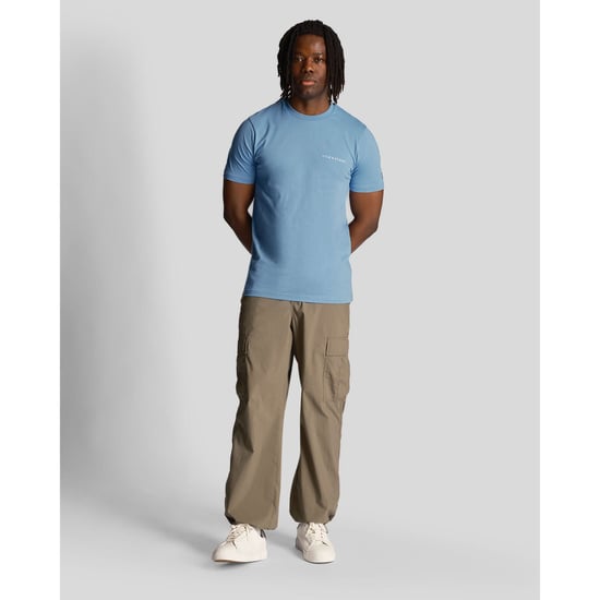 Camiseta azul Riveria con logo bordado de Lyle Scott - Image 2