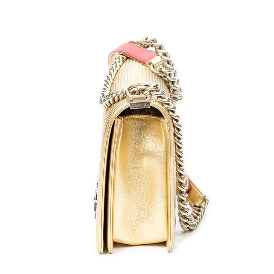 Chanel Medium Boy Cube Flap en Oro/Rojo Piel de becerro - Image 3
