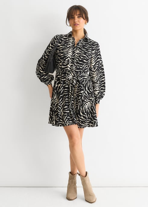 Vestido camisero con cinturón mono cebra - Image 1
