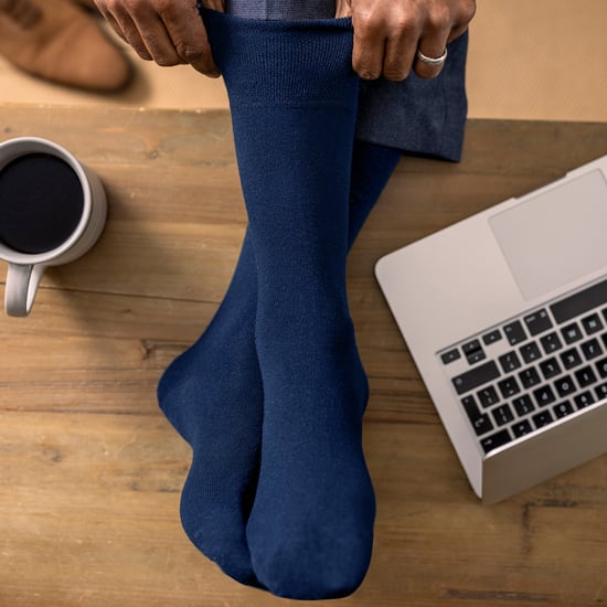 Paquete de 6 calcetines de algodón diabéticos para hombres sin elasticidad con punta sin costuras - Image 4
