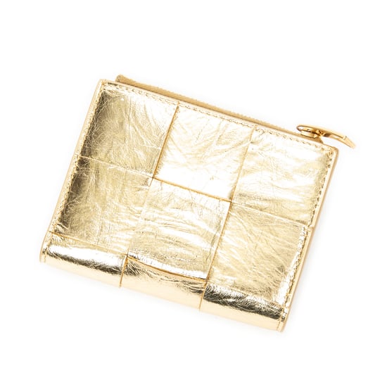 Bottega Veneta Small Cassette Bi-Fold Zip Wallet en Oro Piel de becerro - Image 2