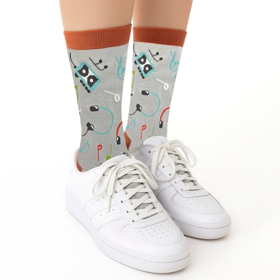 Calcetines de bambú con patrón de música retro para damas - Image 5