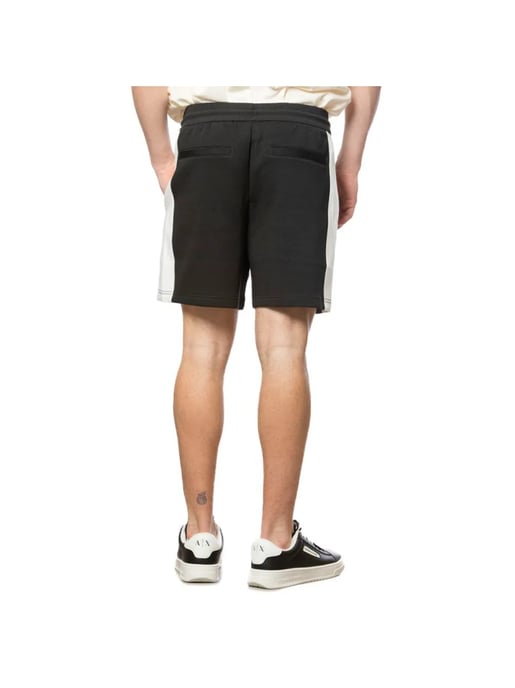 Pantalones cortos de Armani Exchange para hombre con estampado de rombos - Image 4