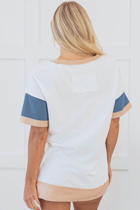 T-shirt Tunica de Lado con Abertura en Colores Multicolores y Diseño Patchwork - Image 2