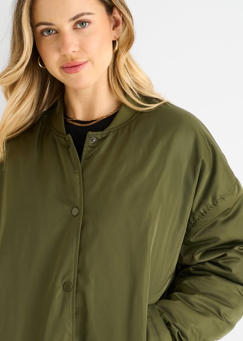 Chaqueta bomber oversize acolchada caqui - Image 2