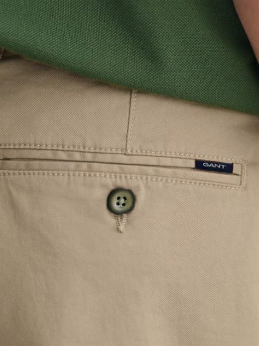 Gant | Pantalones cortos chinos relaxed fit para hombre - Image 6