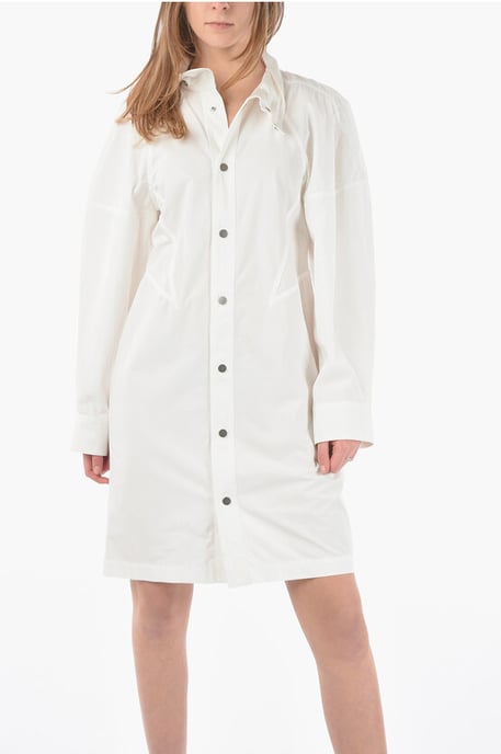 Vestido camisero compacto con botones a presión en blanco - Image 4