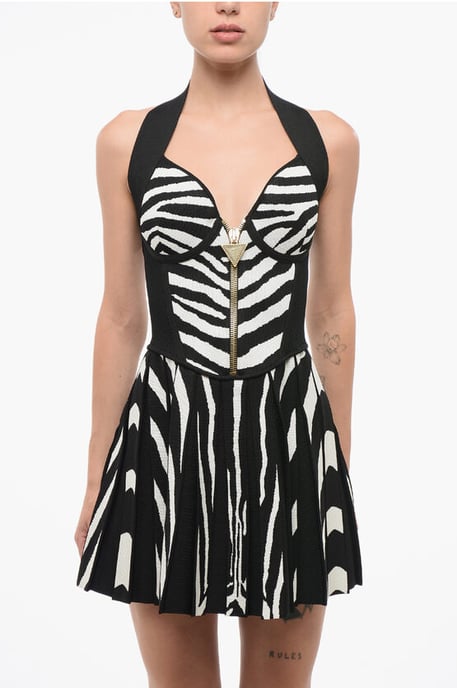 Minivestido con cuello halter y estampado animal en blanco y negro - Image 4