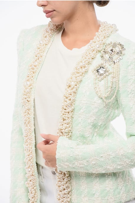 Blazer de tweed SIDE TO SIDE con perlas decorativas en azul claro - Image 3