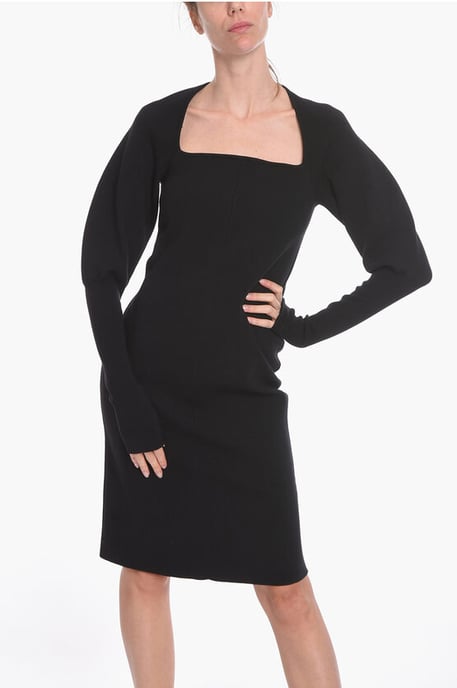 Vestido midi de punto de lana elástica con detalle de abertura en negro - Image 4