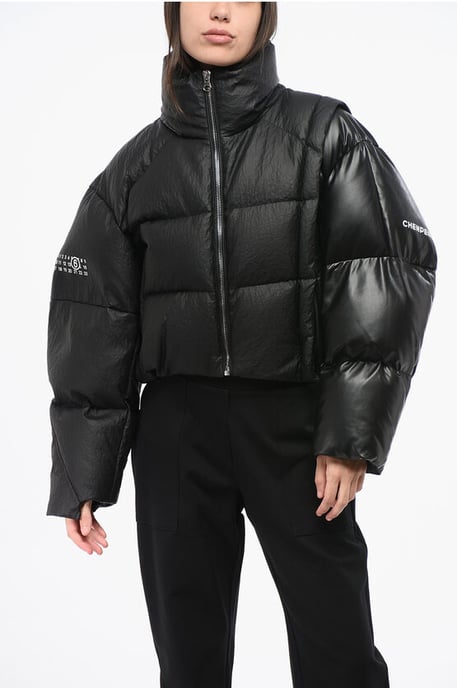 Chaqueta acolchada corta MM6 con detalles de piel sintética en negro - Image 1
