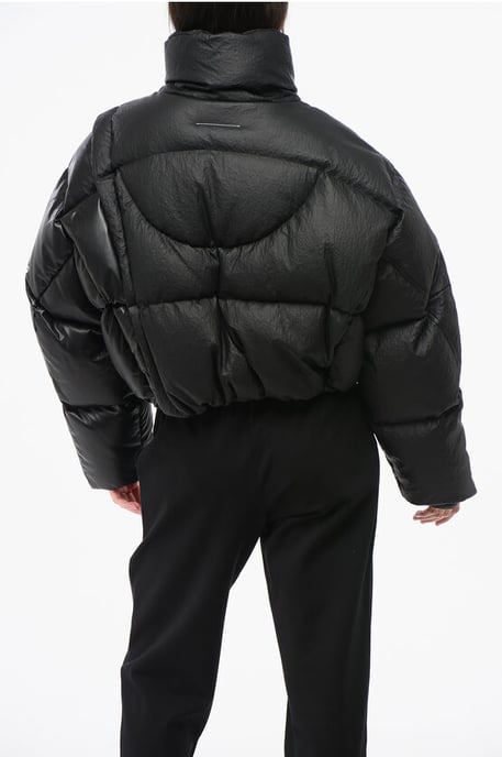 Chaqueta acolchada corta MM6 con detalles de piel sintética en negro - Image 2