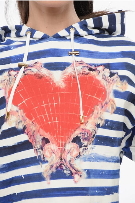 Sudadera corta con capucha de rayas bicolor con estampado de corazones en blanco y azul - Image 3