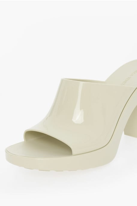 Sandalias de tacón GLEAM de goma de 10 cm en color blanco - Image 4