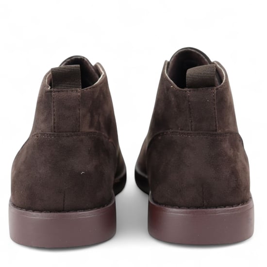 Botas chukka de ante marrón premium estilo desierto para hombre - Image 6