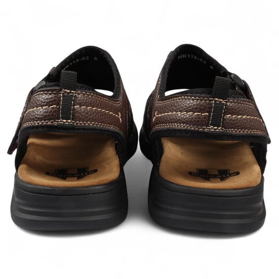 Sandalias informales ligeras con punta abierta para hombre en color azul marino - Image 5