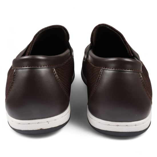 Mocasines marrones transpirables y ligeros sin cordones para hombre - Image 4
