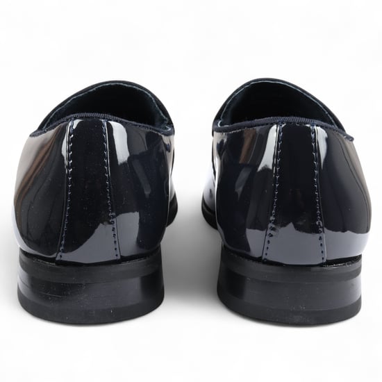 Mocasines de terciopelo azul marino con borlas y charol para hombre - Image 4