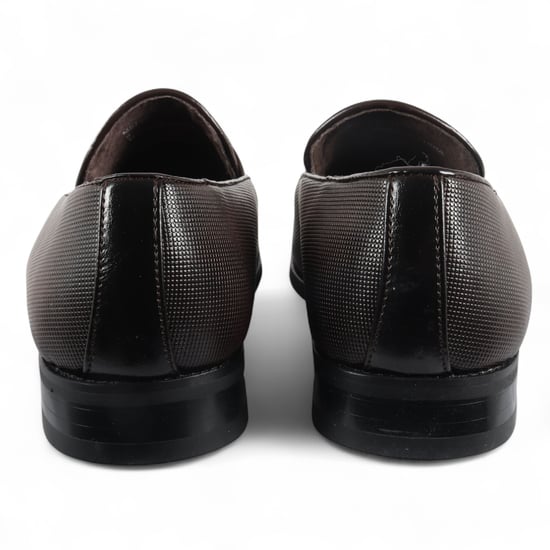 Mocasines formales clásicos marrones con borlas para hombre - Image 6