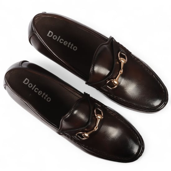 Mocasines marrones para hombre con hebilla dorada, zapatos elegantes sin cordones - Image 5