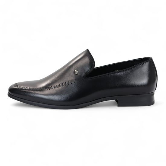 Mocasines clásicos marrones sin cordones para hombre - Image 1
