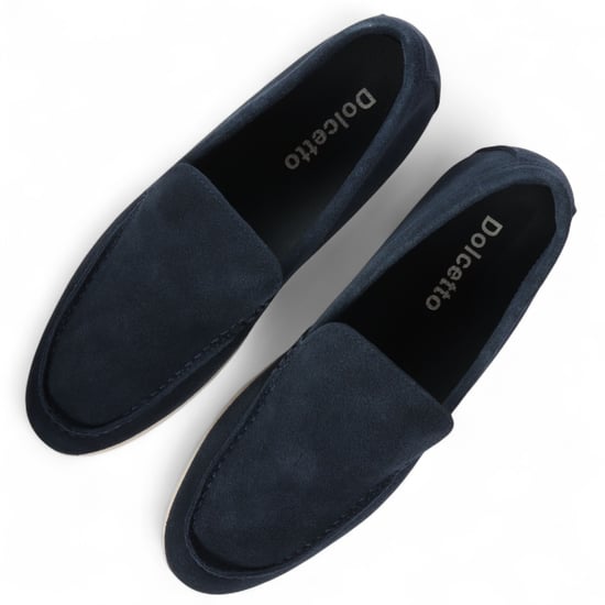 Mocasines resistentes sin cordones para hombre en azul marino con plantilla acolchada - Image 3