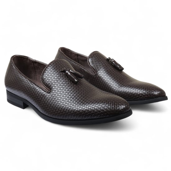 Mocasines formales de cuero marrón con borlas para hombre, sin cordones - Image 2
