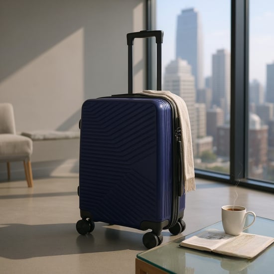 Maleta de cabina rígida color azul marino de 48 x 37 x 20 cm, apta para Easyjet y Ryanair. - Image 1