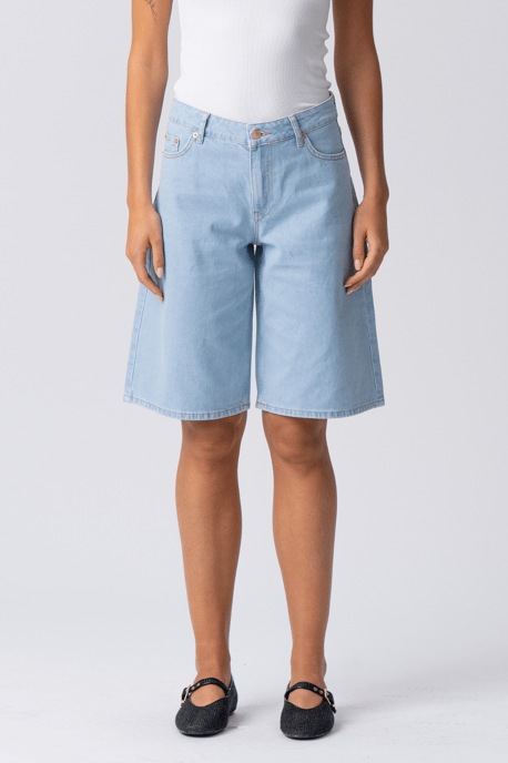 Pantalones cortos vaqueros - Denim azul claro - Image 4